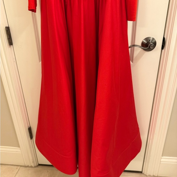 Alice + Olivia Red Off-Shoulder Long Sleeve A-Line Dress - Picture 11 of 13